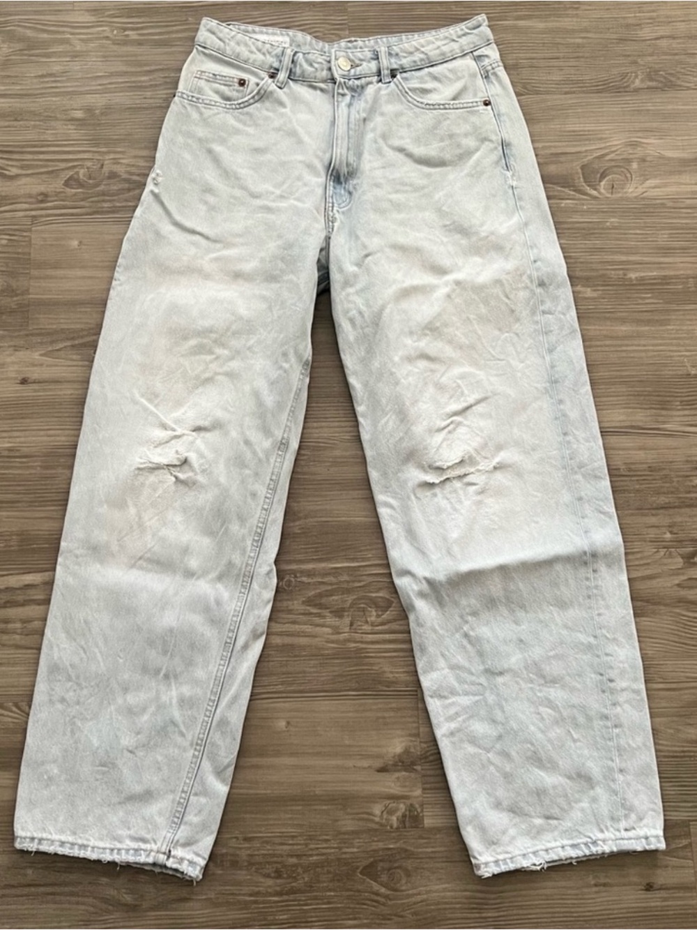 ZARA • Blogger Fave Balloon Cut Washed Denim Jeans - Picture 4 of 7